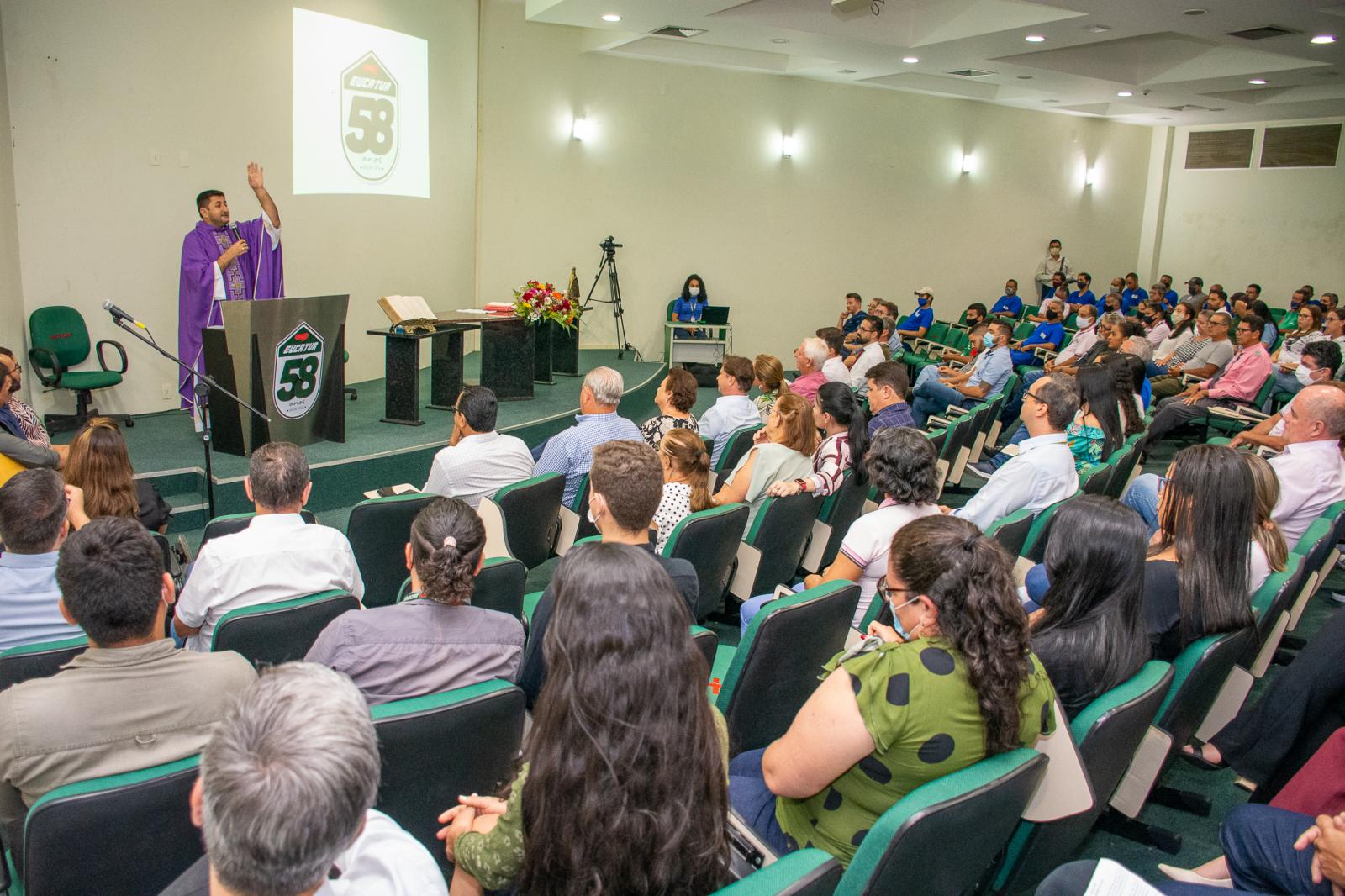 Missa em Ji-Paraná celebra os 58 anos de existência da empresa Eucatur