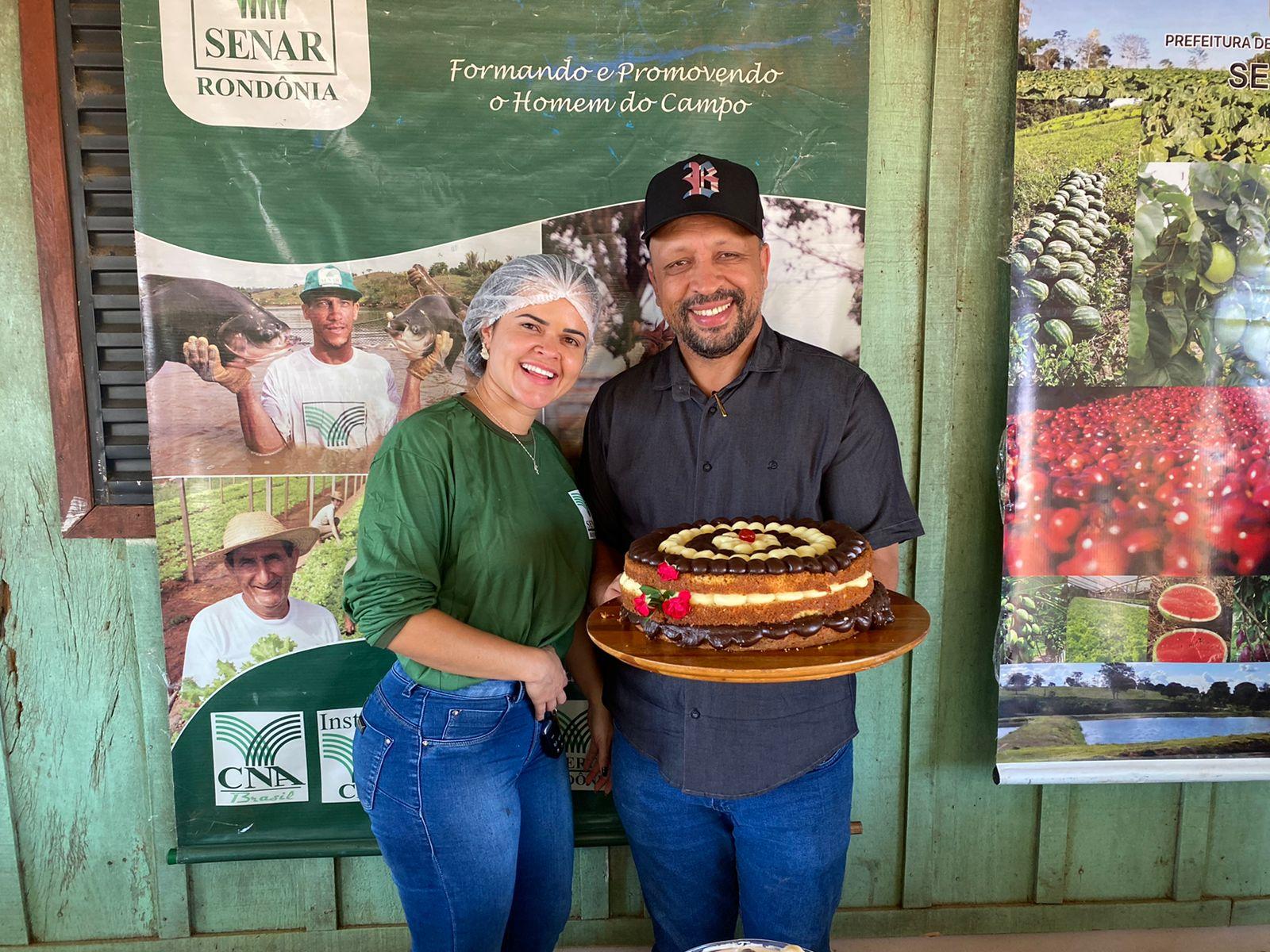 Semagri anuncia conclusão do curso de fabricação de bolos e confeitaria na linha 196 lado norte em Rolim de Moura Semagri anuncia conclusão do curso de fabricação de bolos e confeitaria na linha 196 lado norte em Rolim de Moura