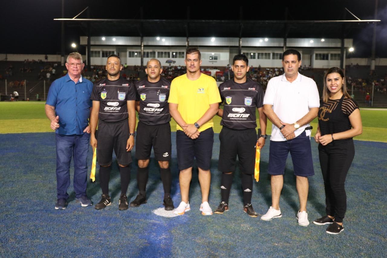 Campeonato noturno é encerrado com sucesso em Rolim de Moura Campeonato noturno é encerrado com sucesso em Rolim de Moura