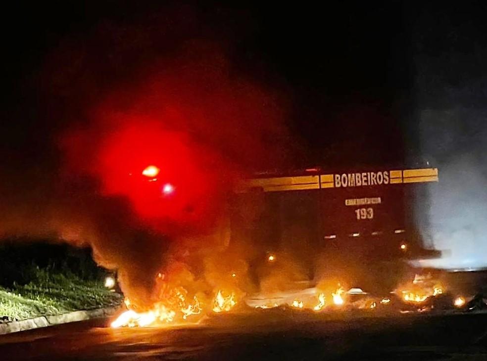 PRF diz que grupo de manifestantes em SC lembram PRF diz que grupo de manifestantes em SC lembram