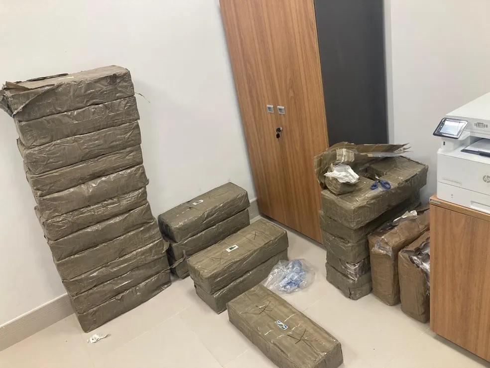 Quase 300kg de drogas são apreendidas dentro de avião pertencente a uma igreja no PA