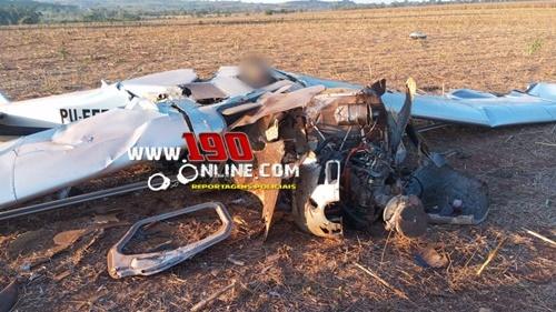 Avião de pequeno porte cai na zona rural de Alta Floresta (RO); vídeo Avião de pequeno porte cai na zona rural de Alta Floresta (RO); vídeo