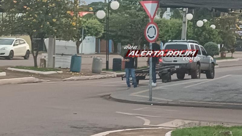 Mais uma colisão é registrada em rotatória recém-instalada em Rolim de Moura em menos de 24 horas Mais uma colisão é registrada em rotatória recém-instalada em Rolim de Moura em menos de 24 horas