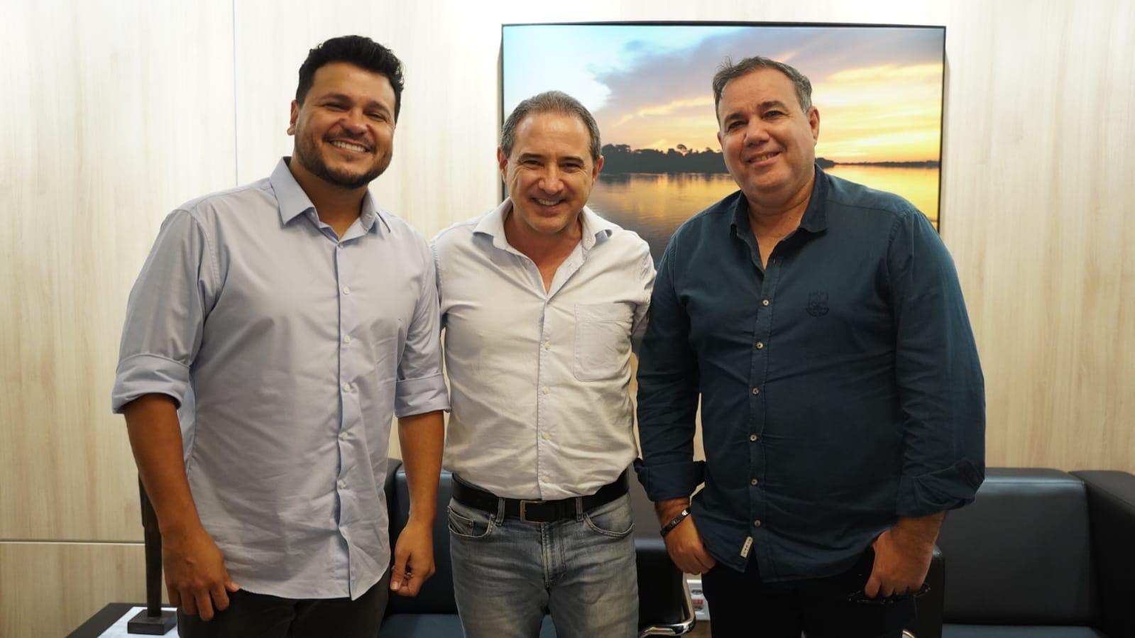 Coalizão política entre Solidariedade, Agir e DC busca eleger oito vereadores em Porto Velho Coalizão política entre Solidariedade, Agir e DC busca eleger oito vereadores em Porto Velho