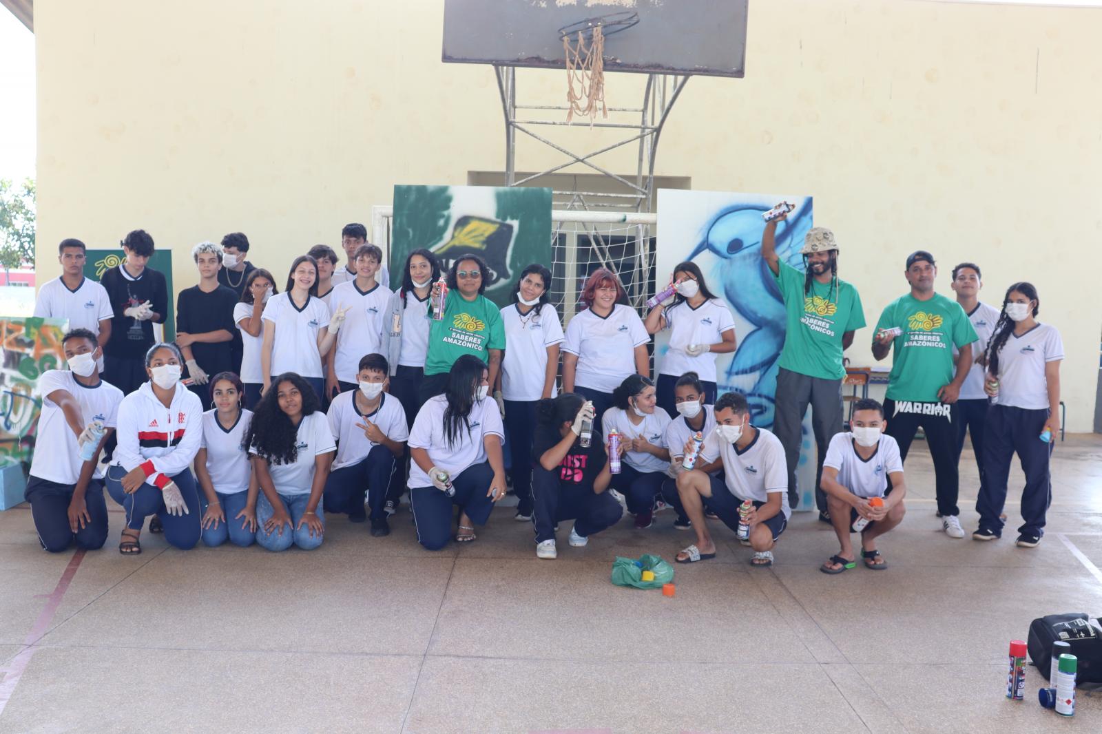 Associação Diversidade Amazônica capacita alunos de Vilhena com oficina de grafite 