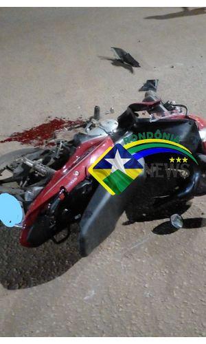Rolim de Moura: Duas pessoas ficam feridas em acidente entre motocicletas