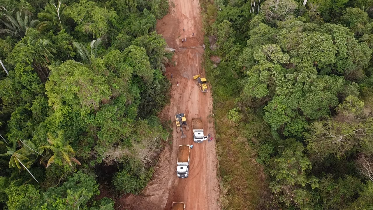 SANTA LUZIA DO OESTE: Prefeitura segue trabalhando de forma árdua nas vicinais do município
