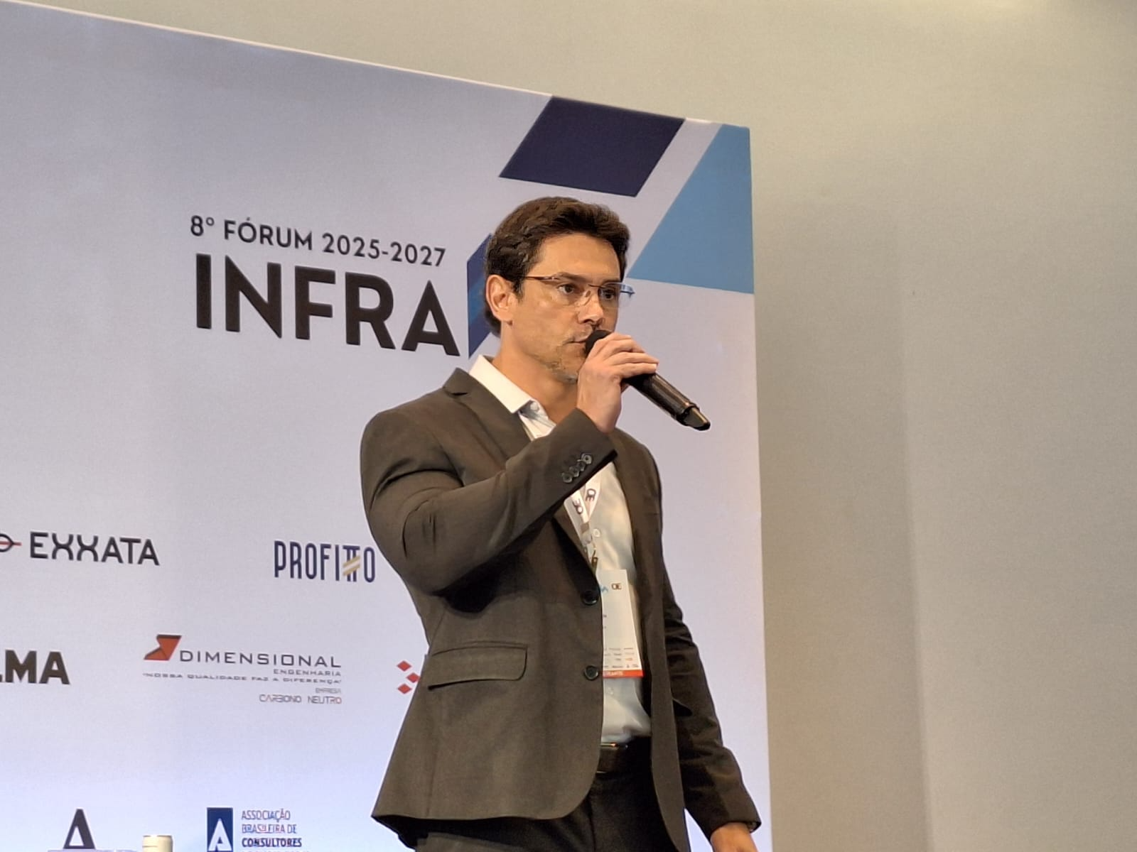 Gestão da BR-364/RO é destaque em evento de infraestrutura em SP