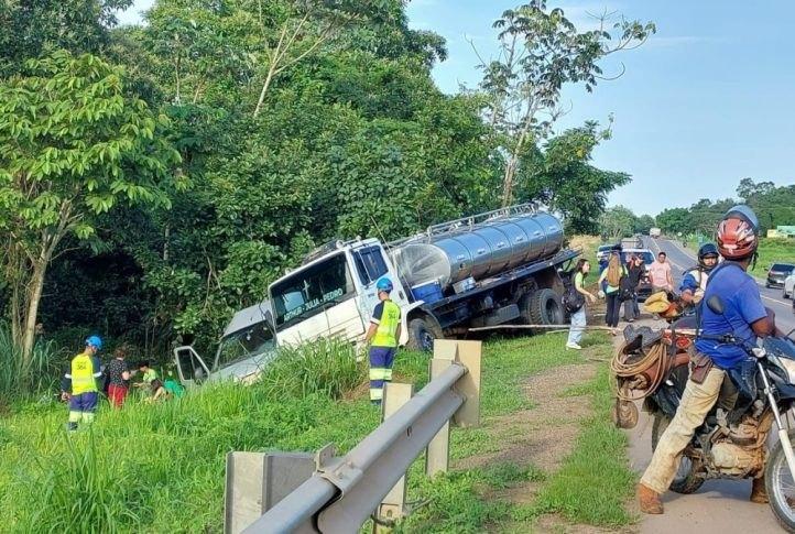 GRAVE: Acidente com ônibus do Ifro deixa vários estudantes feridos na BR-364