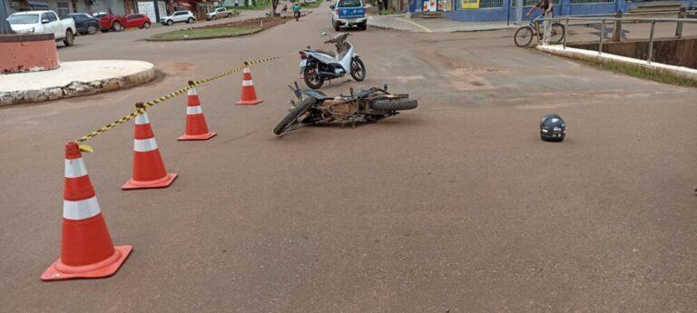Rolim de Moura – Colisão entre duas motos é registrado no centro