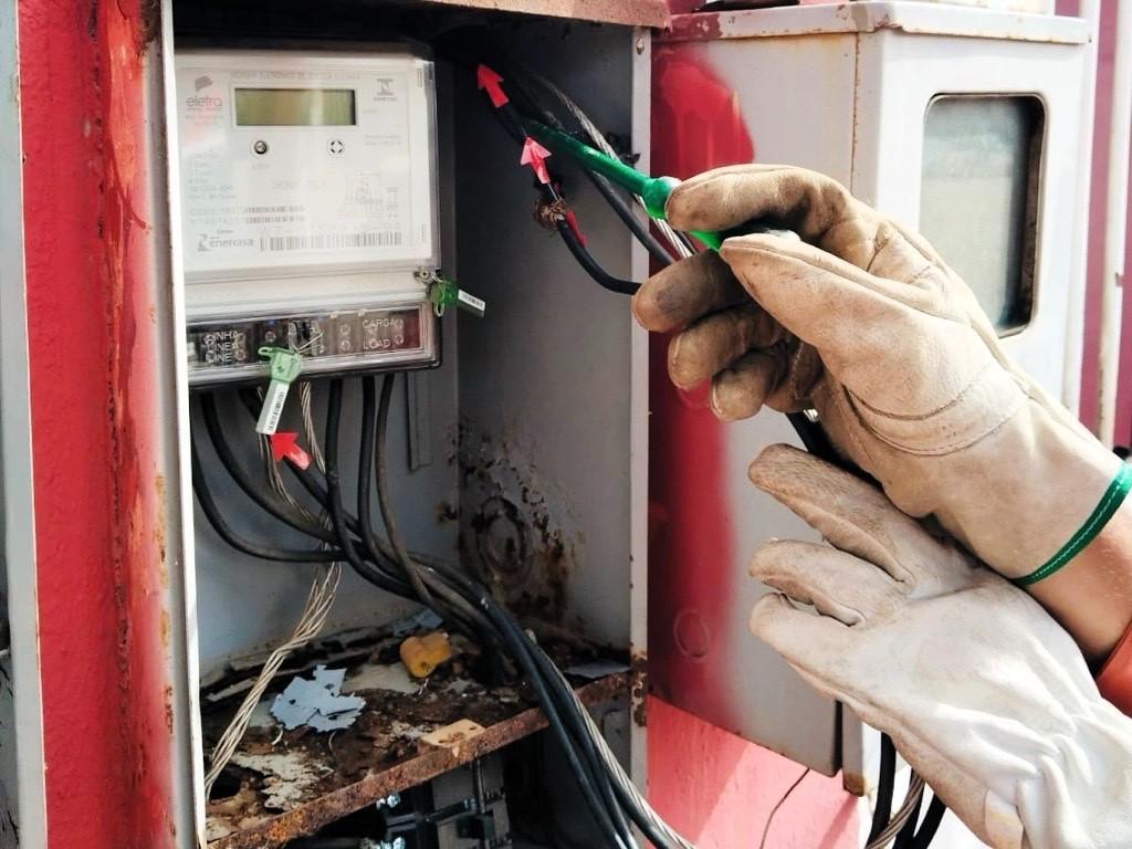 Mais de 2 mil furtos de energia são registrados no setor comercial de Rondônia Mais de 2 mil furtos de energia são registrados no setor comercial de Rondônia