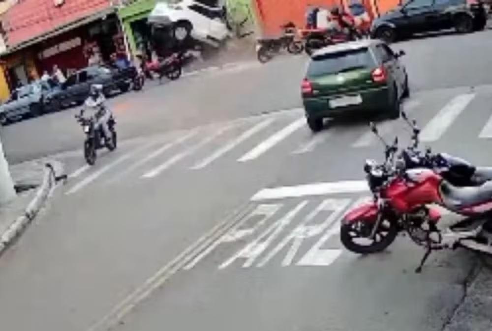 Motorista admite que bebeu e Motorista admite que bebeu e