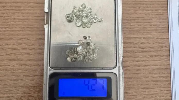 Operação da PF cumpre mandados em Rolim de Moura, Cacoal e Ji-Paraná por comércio ilegal de diamantes