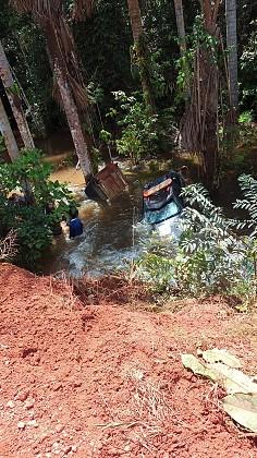 Policial morre após viatura da Força Nacional sair da pista e cair em córrego na Transamazônica