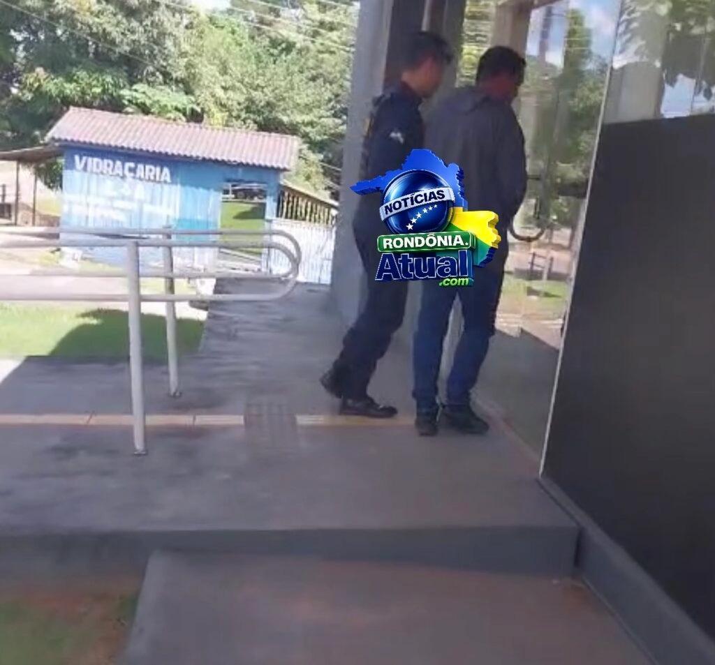 DROGA COMPRADA EM JI-PARANÁ LEVA SUSPEITO À PRISÃO DURANTE PATRULHAMENTO NO MORRO CHICO MENDES