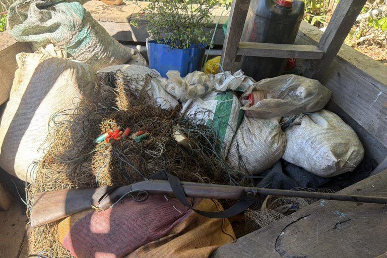 Operação IARA apreende espingardas, munições e redes de pesca em São Francisco do Guaporé