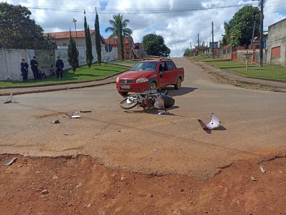 Mulher fica gravemente ferida após colisão entre moto e carro em Alta Floresta d’Oeste Mulher fica gravemente ferida após colisão entre moto e carro em Alta Floresta d’Oeste