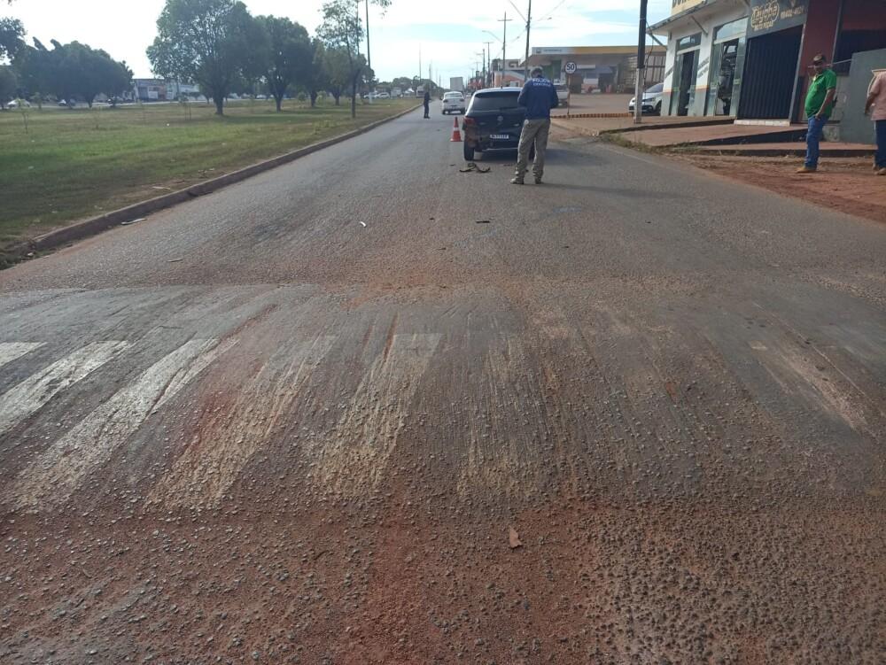 AcidentesRolim de Moura: carro freia em quebra-molas e é atingido na traseira por outro veículo na Avenida 25 de Agosto AcidentesRolim de Moura: carro freia em quebra-molas e é atingido na traseira por outro veículo na Avenida 25 de Agosto