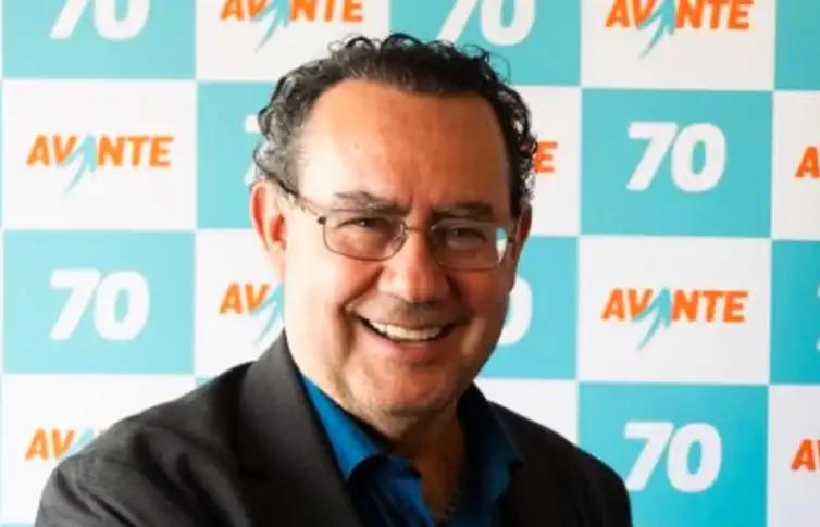 Presidenciáveis iniciam campanha em redutos eleitorais