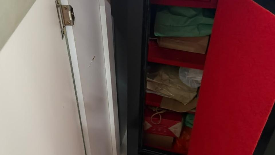 Operação da PF mira fraudes e apreende mais de R$ 1 milhão em Ji-Paraná Operação da PF mira fraudes e apreende mais de R$ 1 milhão em Ji-Paraná