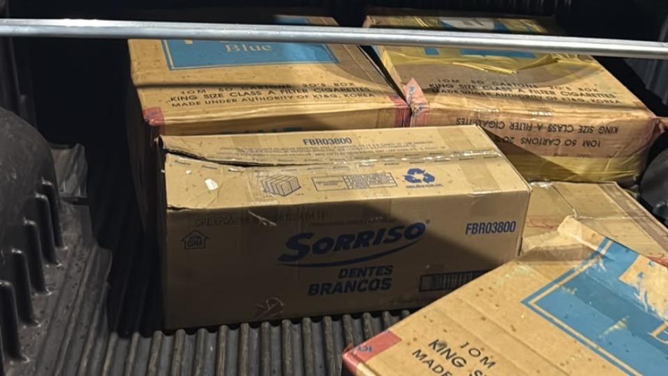PRF prende motorista com quase 100 kg de drogas durante fiscalização na BR-364 PRF prende motorista com quase 100 kg de drogas durante fiscalização na BR-364