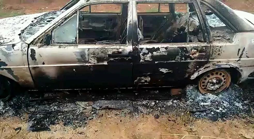 Presidente da Expojipa é procurado pela Polícia Civil por envolvimento na morte de jovens em área de conflito Presidente da Expojipa é procurado pela Polícia Civil por envolvimento na morte de jovens em área de conflito