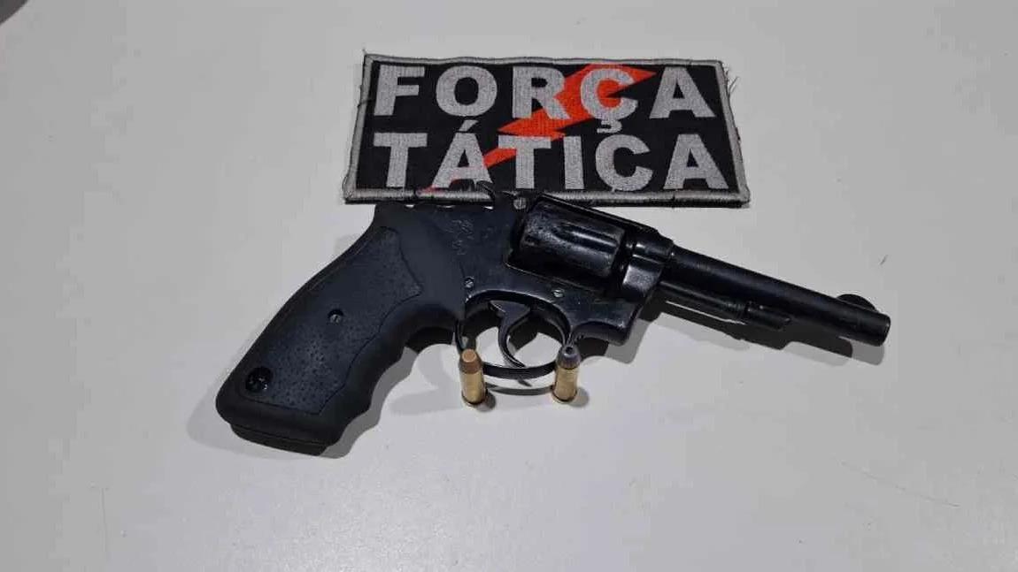 Homem é baleado durante intervenção da PM no Cristal da Calama, em Porto Velho Homem é baleado durante intervenção da PM no Cristal da Calama, em Porto Velho